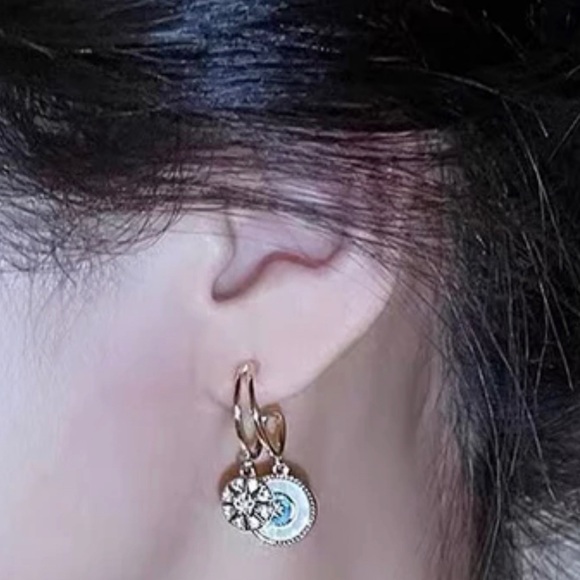 Gold Plated Disc with Turquoise Beads Earrings - Picture 7 of 7